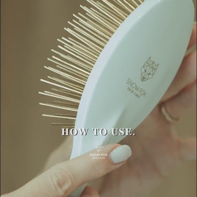 Gua Sha Hair & Scalp Brush